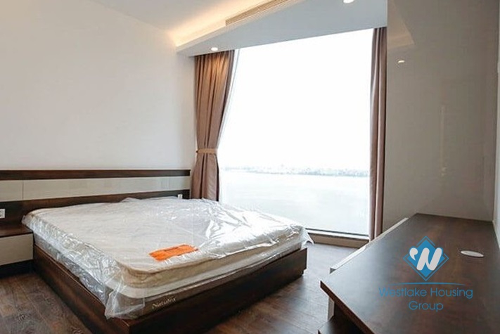 Spacious apartment with 4 bedrooms for rent in Sun Plaza, Thuy Khue st, Ba Dinh area.